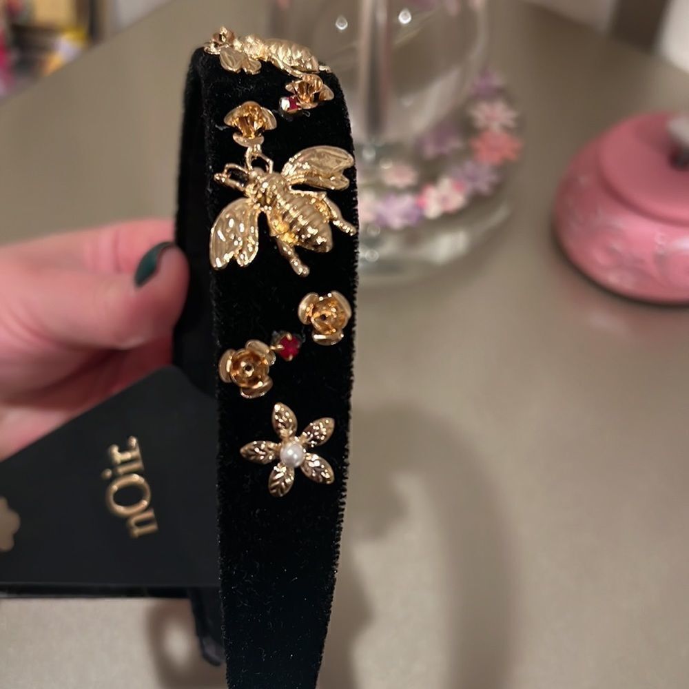 💕1 hr sale 🎉Gold and black Headband - Picture 6 of 9